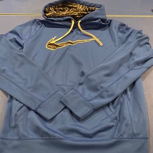 Men’s Nike therma fit hoodie